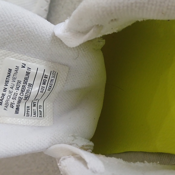 Womens  White Sneakers - Picture 3 of 7